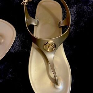 MK Jelly sandals